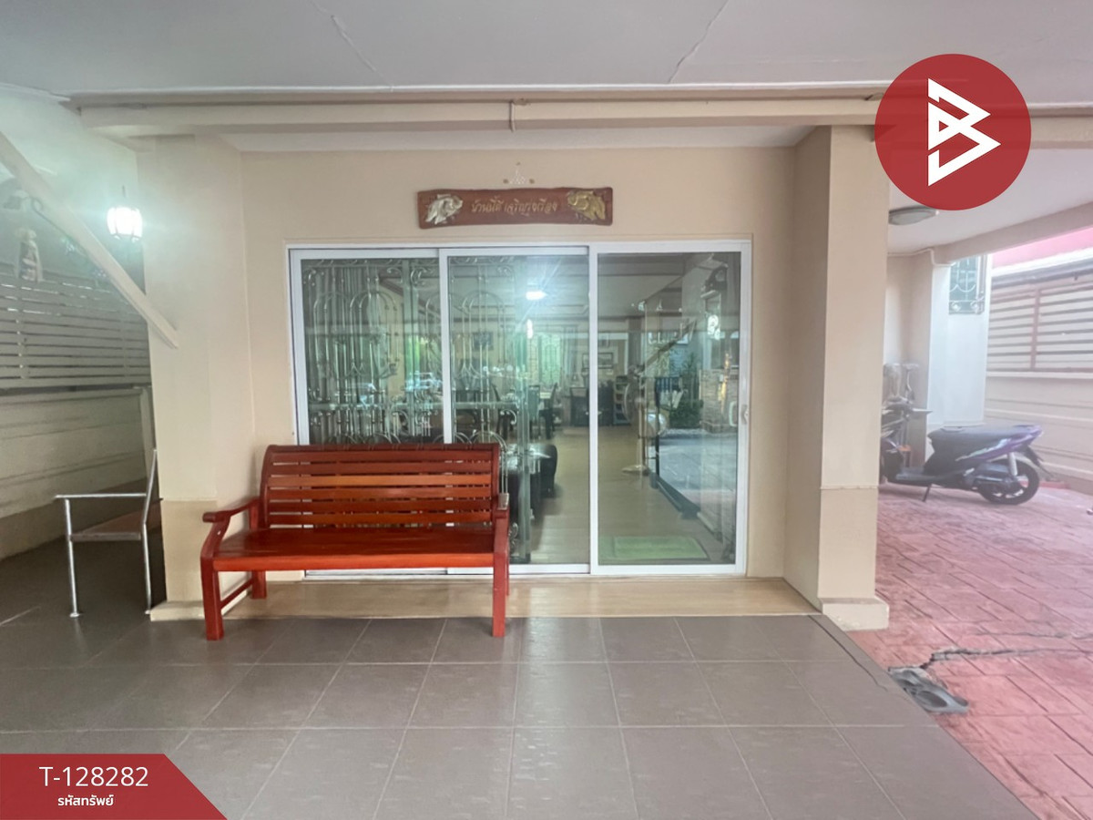 ขายบ้านแฝด หมู่บ้านพฤกษาวิลเลจ27 ร่มเกล้า-ลาดกระบัง กรุงเทพมหานคร