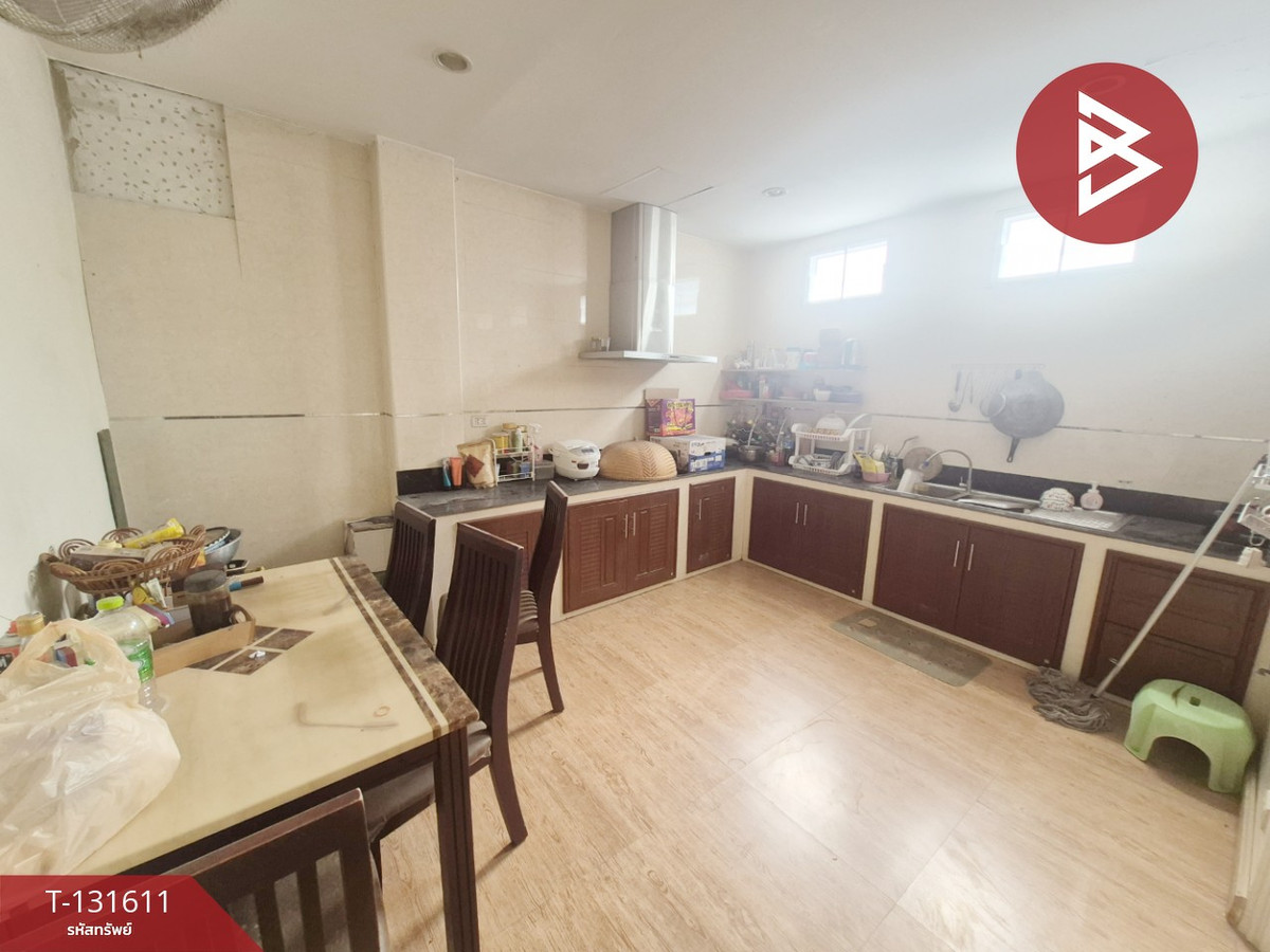 ขายด่วนอาคารพาณิชย์ เนื้อที่ 22.5 ตร.วา พระโขนง กรุงเทพมหานคร