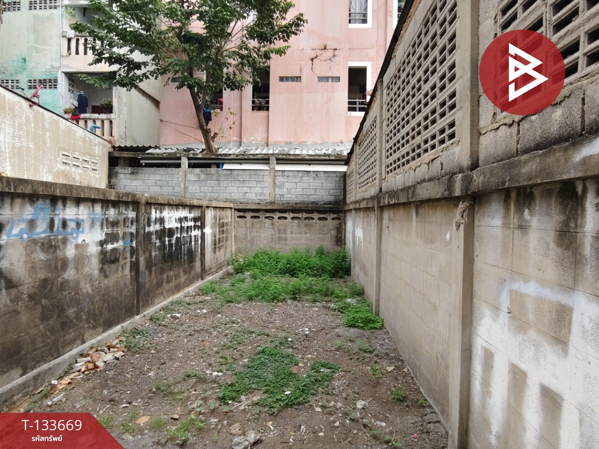 ขายอาคารพาณิชย์ 3 ชั้น เนื้อที่ 30.8 ตร.วา กระทุ่มแบน สมุทรสาคร