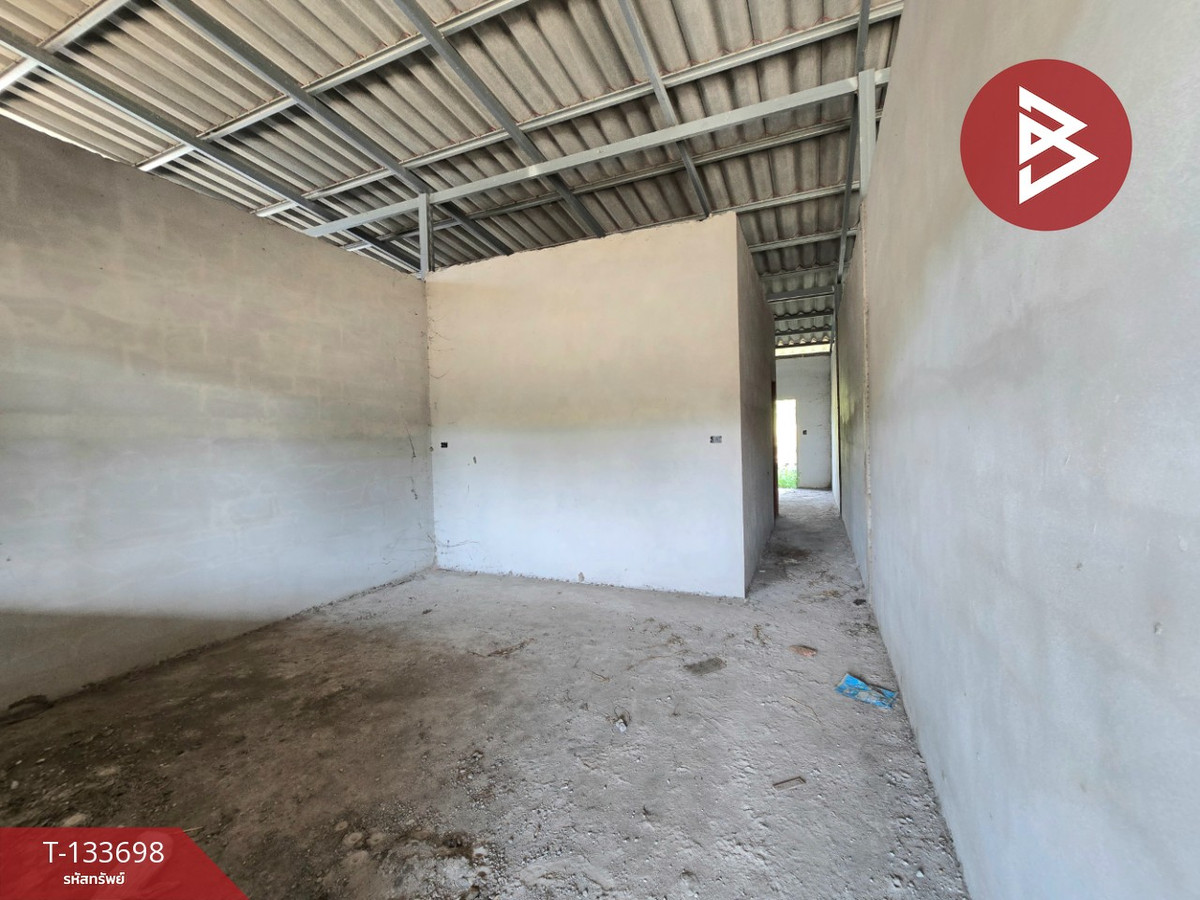 ขายที่ดินพร้อมสิ่งปลูกสร้าง เนื้อที่ 2 ไร่ 2 งาน 52.9 ตารางวา บางกะจะ จันทบุรี