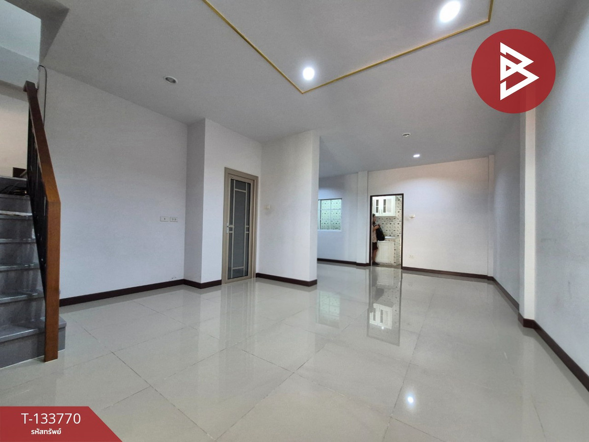 ขายทาวน์เฮ้าส์ หมู่บ้านนิราวิลล์ ไอริช สมุทรสาคร