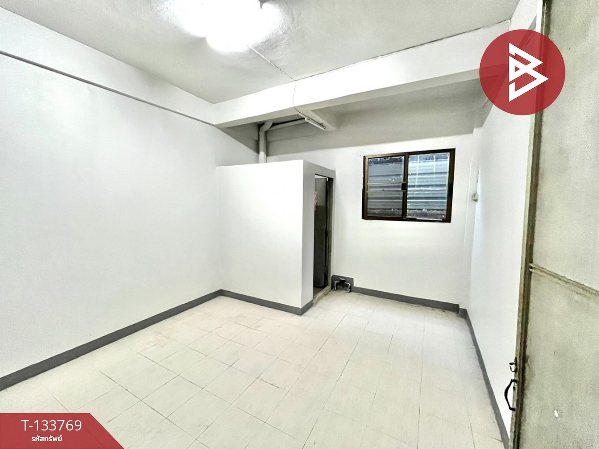 ขายอพาร์ทเม้นท์ ถ.สายลวด เนื้อที่ 37 ตร.วา ท้ายบ้าน สมุทรปราการ