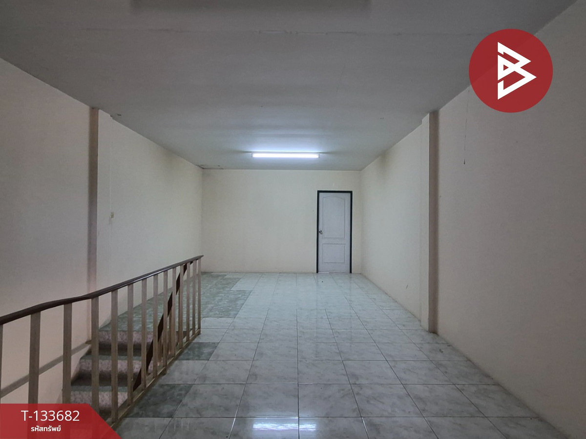 ขายอาคารพาณิชย์ 2 ชั้นครึ่ง เนื้อที่ 23 ตร.วา เจดีย์หัก ราชบุรี