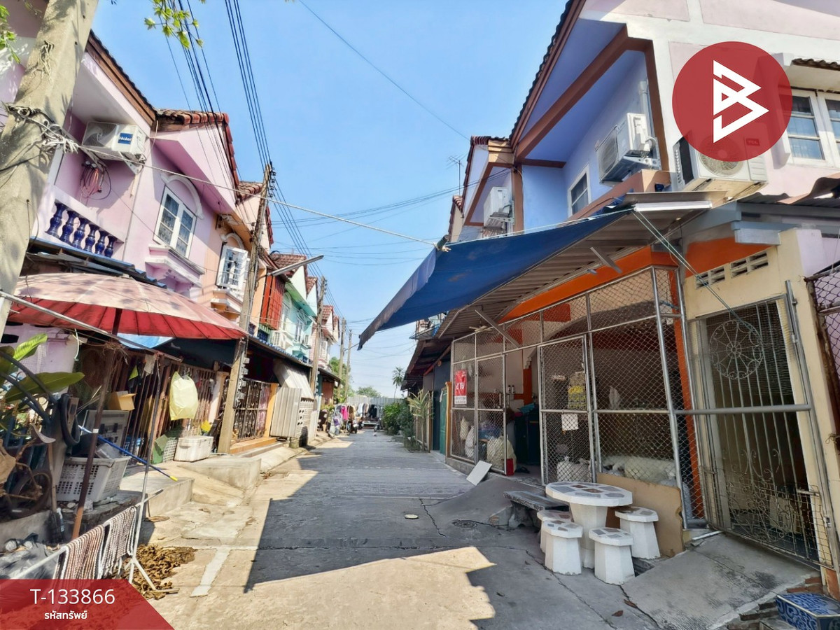 ขายทาวน์เฮ้าส์ 2 ชั้นหลังมุม หมู่บ้านฉัตรทอง-ท่าทราย สมุทรสาคร