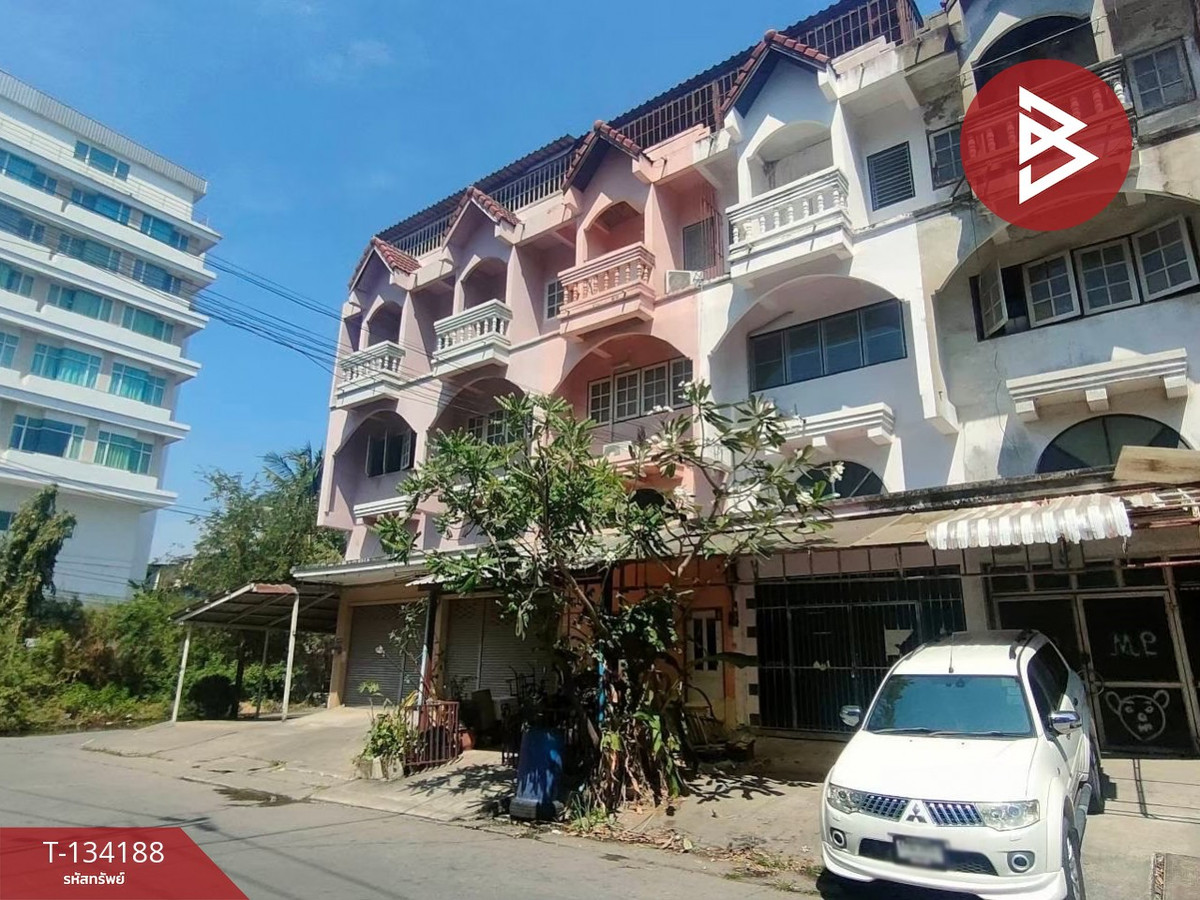 ขายอาคารพาณิชย์ 3 ชั้นครึ่ง เนื้อที่ 20 ตร.วา มีนบุรี กรุงเทพมหานคร