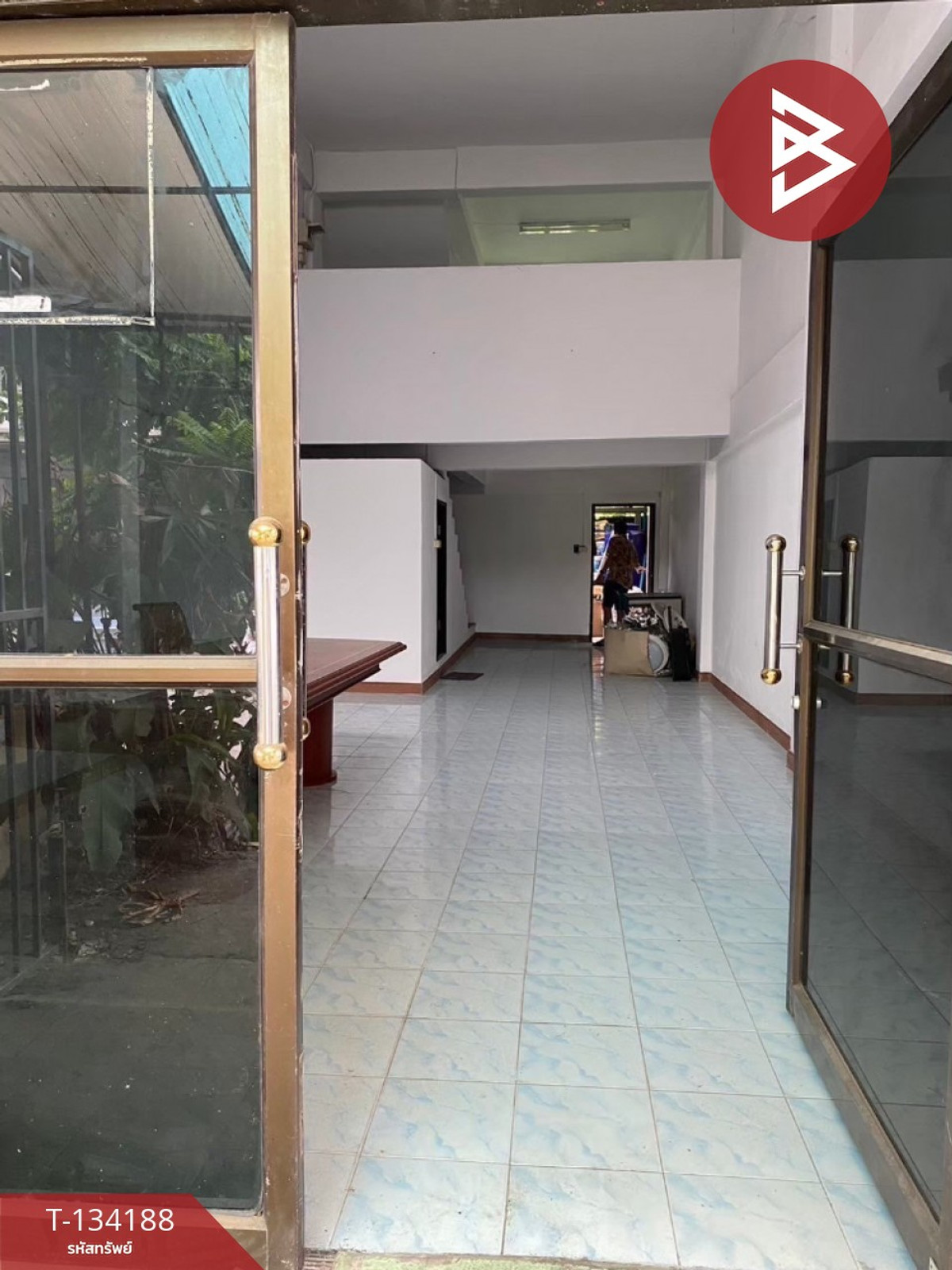 ขายอาคารพาณิชย์ 3 ชั้นครึ่ง เนื้อที่ 20 ตร.วา มีนบุรี กรุงเทพมหานคร