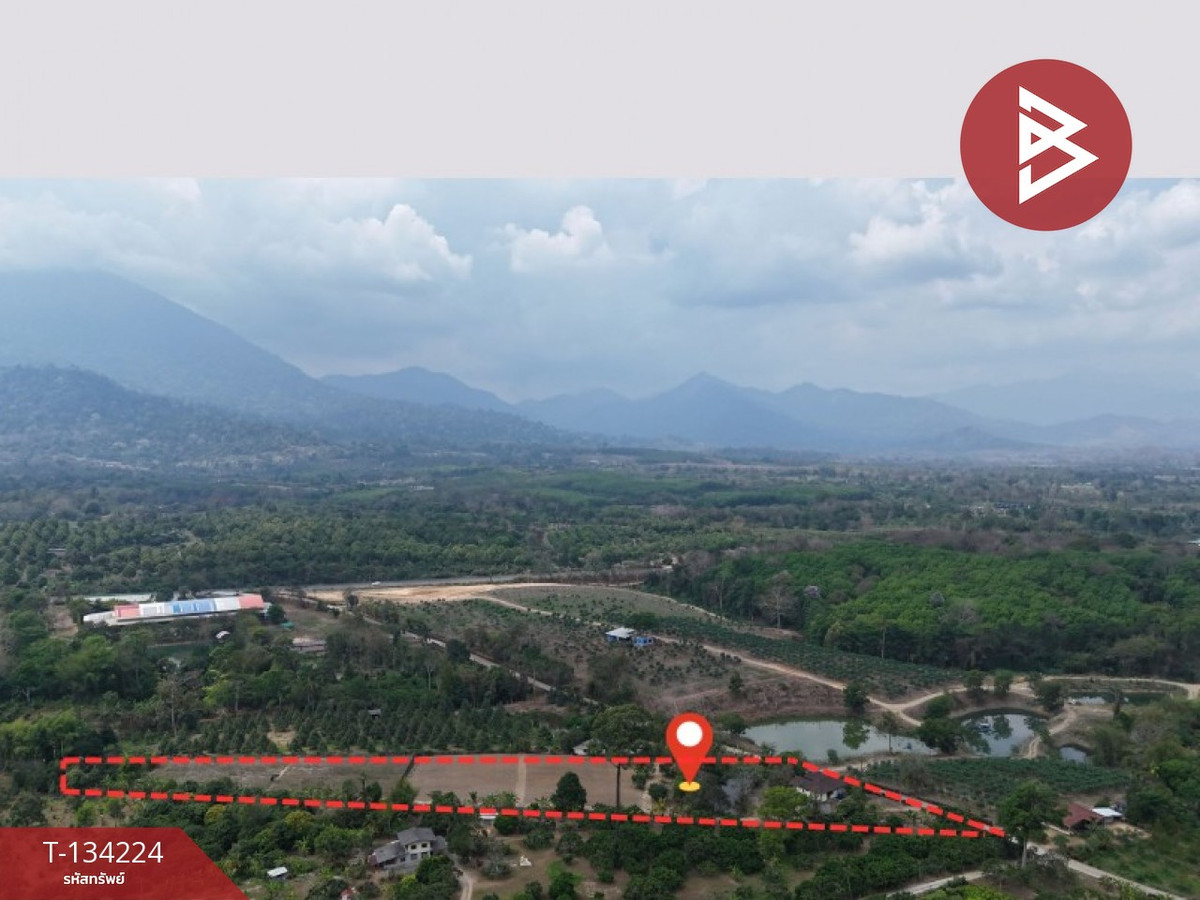 ขายบ้านเดี่ยวพร้อมที่ดิน เนื้อที่ 6 ไร่ 3 งาน 75 ตร.วา โป่งน้ำร้อน จันทบุรี