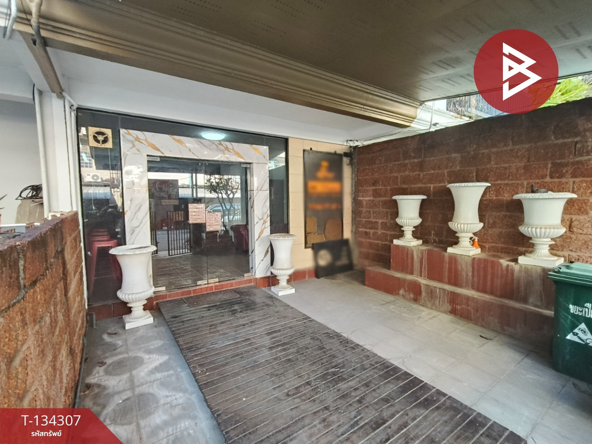 ขายทาวน์โฮม 3 ชั้น เนื้อที่ 2.9 ตารางวา ซอยลาดพร้าว 112 กรุงเทพมหานคร