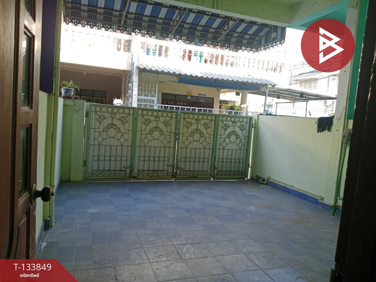 ขายทาวน์เฮ้าส์ 2 ชั้น เนื้อที่ 17.8 ตารางวา นครสวรรค์ ใกล้ห้างสรรพสินค้า