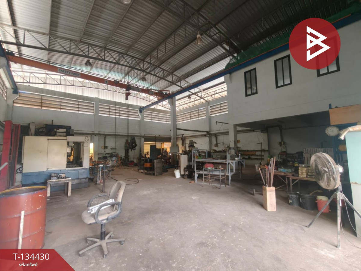 ขายโกดังพร้อมออฟฟิศ เนื้อที่ 2 งาน สำโรงเหนือ สมุทรปราการ