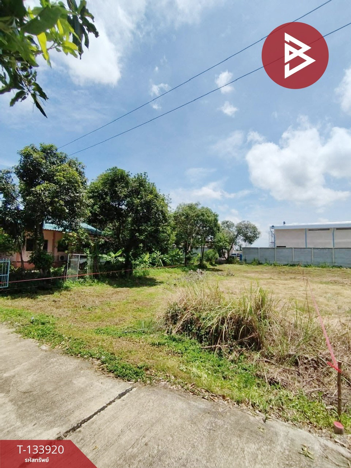 ขายที่ดินจัดสรร เนื้อที่ 2 ไร่ 3 งาน 60 ตารางวา ต.ทัพหลวง เมืองนครปฐม