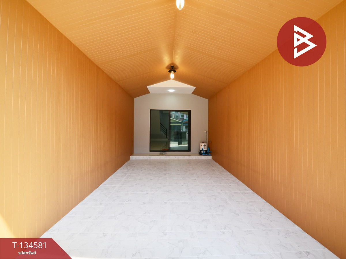 ขายทาวน์เฮ้าส์ หมู่บ้านรินทิชา แพรกษา สมุทรปราการ พร้อมอยู่