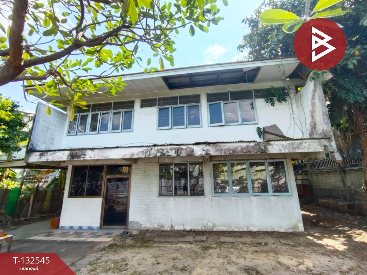 ขายบ้านเดี่ยว 2 ชั้น เนื้อที่ 80 ตร.วา ซ.นวลจันทร์ 16 กรุงเทพฯ ทำเลดีติดถนน