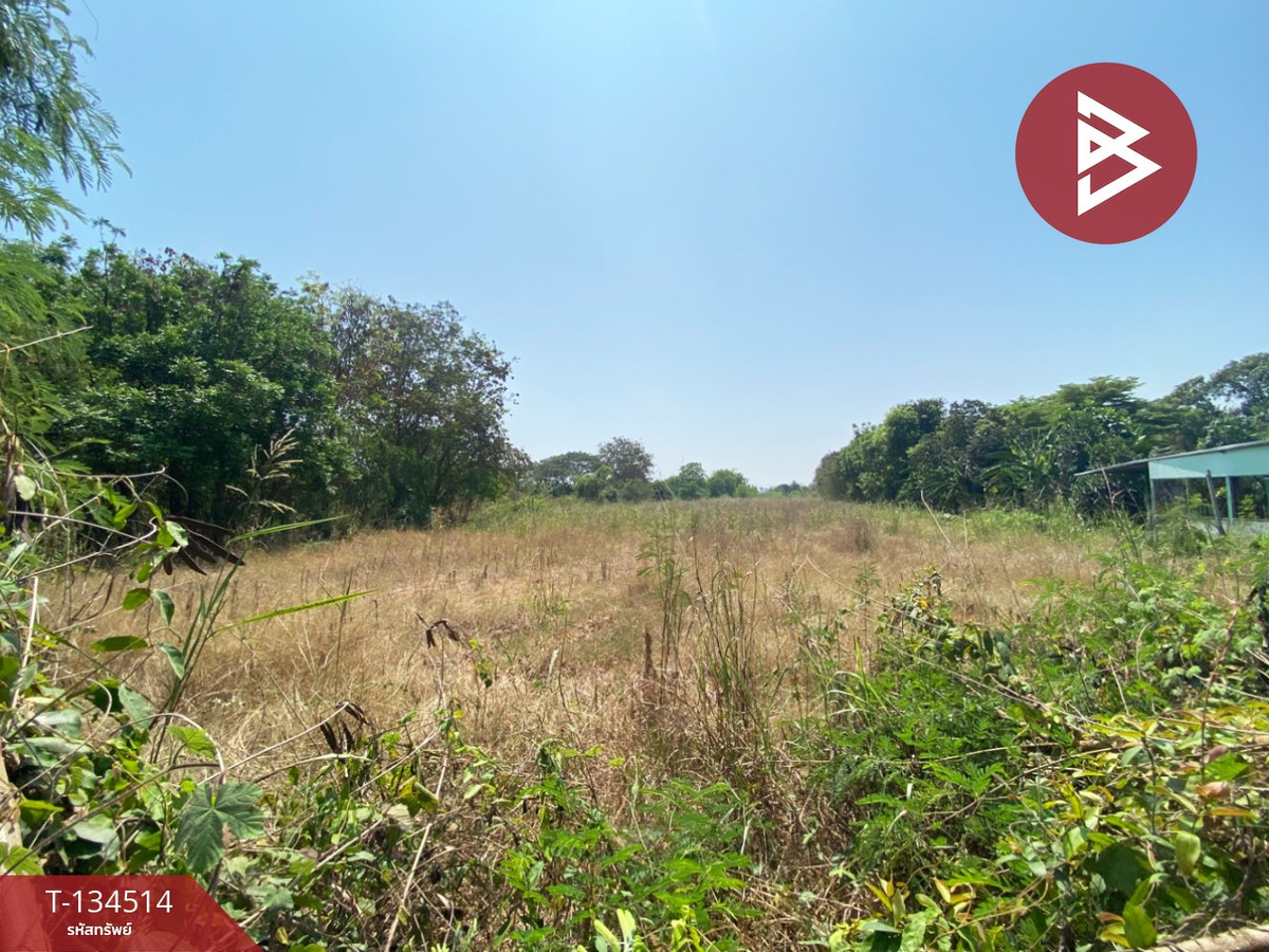 ขายที่ดิน เนื้อที่ 4 ไร่ 3 งาน 30 ตารางวา นครสวรรค์ตก นครสวรรค์ ติดถนนใหญ่