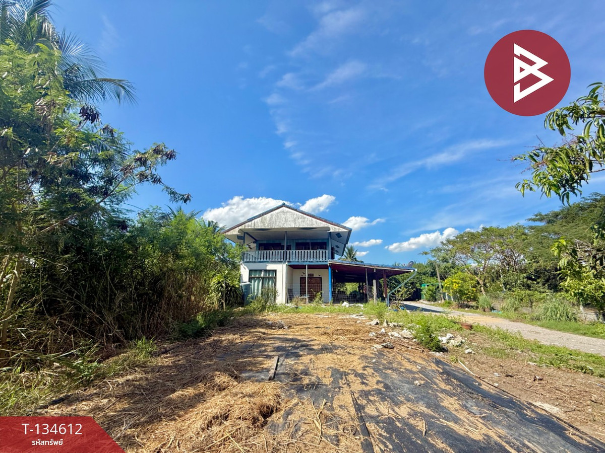 ขายบ้านเดี่ยวพร้อมที่ดิน เนื้อที่ 3 ไร่ 3 งาน 57 ตร.วา บ้านแพ้ว สมุทรสาคร