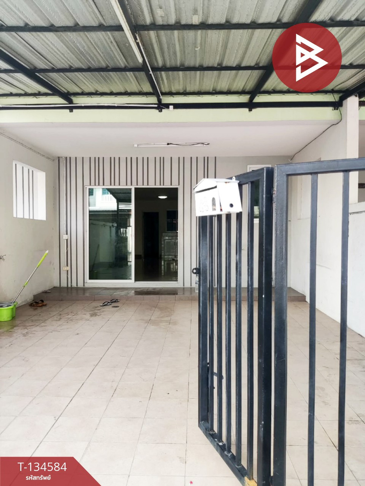 ขายทาวน์เฮ้าส์ เนื้อที่ 21.9 ตารางวา ปลวกแดง ระยอง