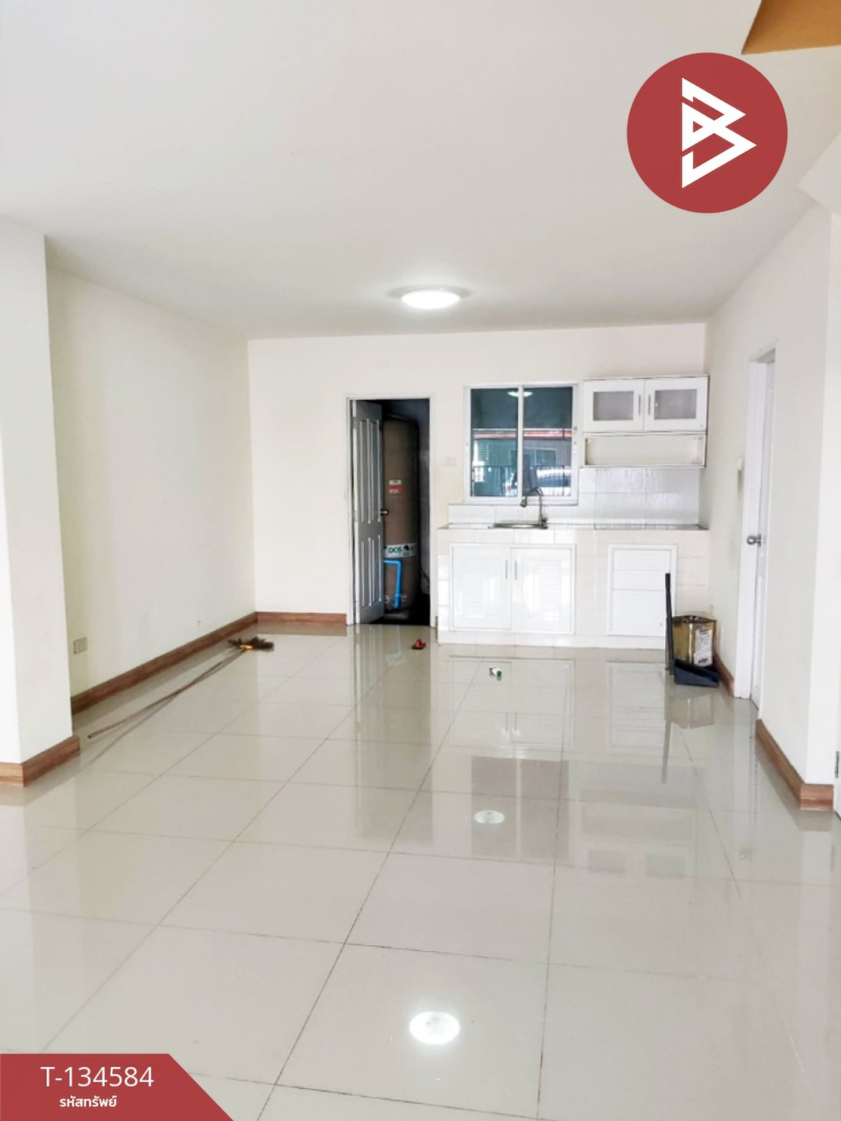 ขายทาวน์เฮ้าส์ เนื้อที่ 21.9 ตารางวา ปลวกแดง ระยอง