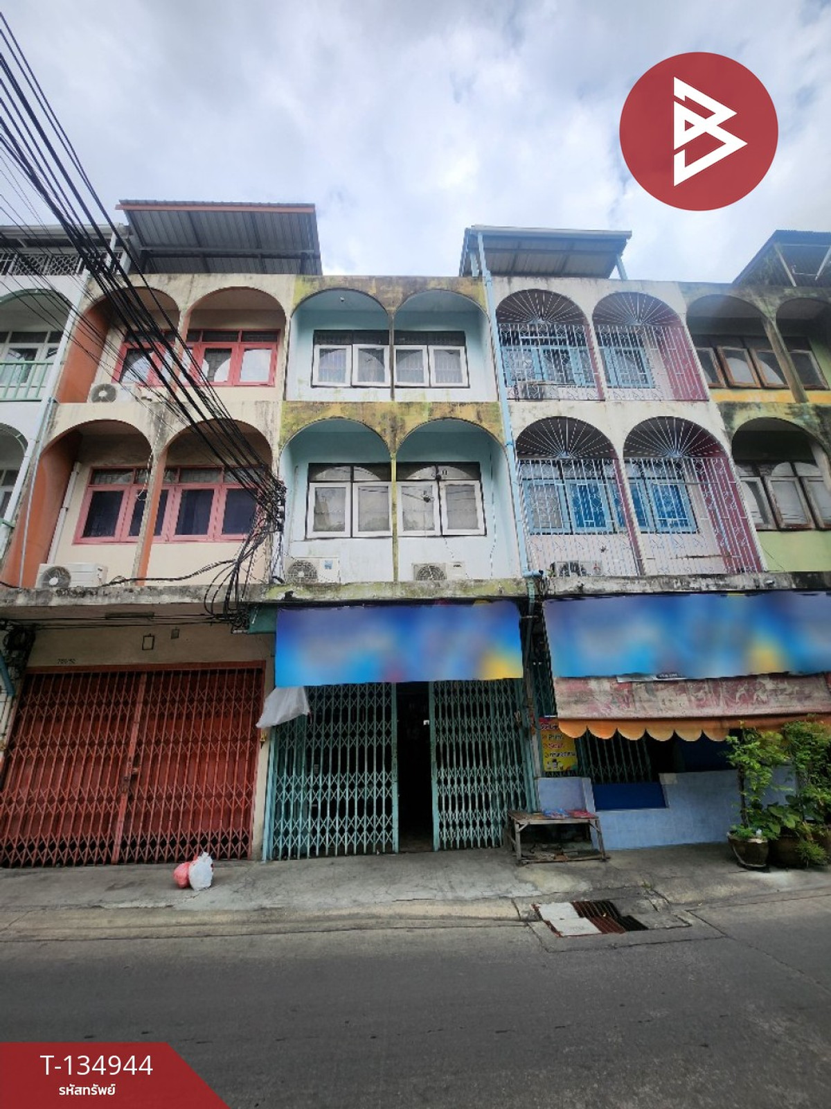 ขายอาคารพาณิชย์ 3 ชั้น เนื้อที่ 19 ตร.วา ยานนาวา กรุงเทพมหานคร