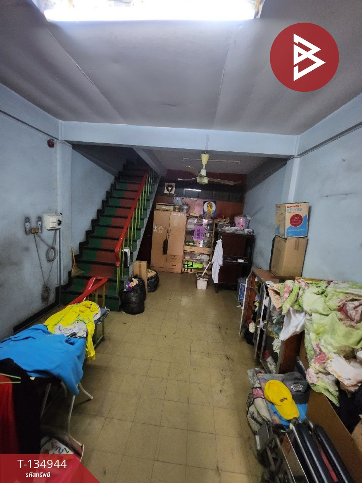 ขายอาคารพาณิชย์ 3 ชั้น เนื้อที่ 19 ตร.วา ยานนาวา กรุงเทพมหานคร