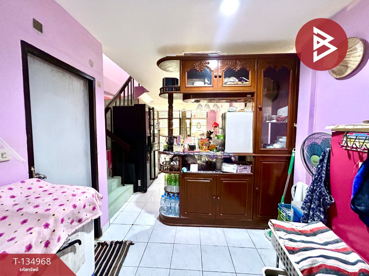 ขายทาวน์เฮ้าส์ หมู่บ้านฉัตรเพชร หนามแดง-บางพลี สมุทรปราการ พร้อมเข้าอยู่