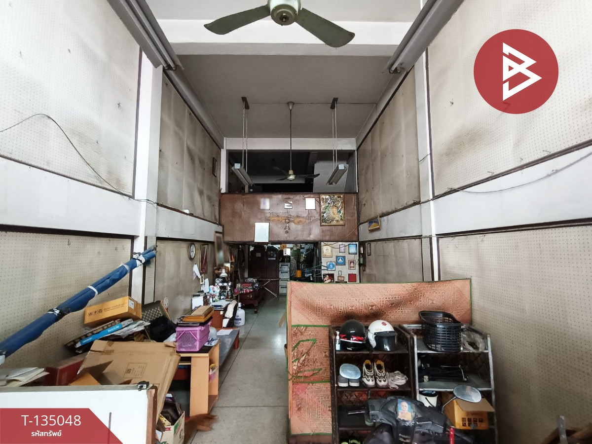 ขายอาคารพาณิชย์ 3 ชั้น เนื้อที่ 20 ตารางวา บางละมุง ชลบุรี ต่อเติมพร้อมอยู่