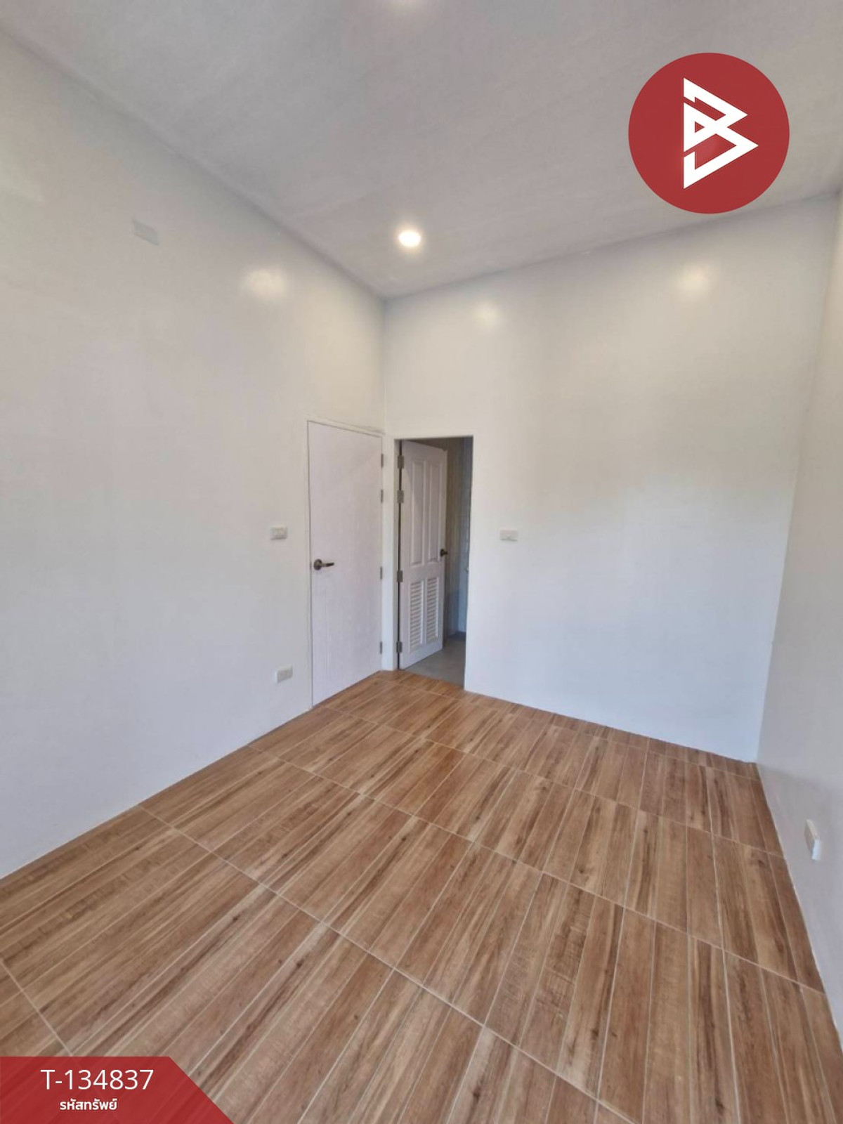 ขายทาวน์เฮ้าส์ หมู่บ้านศุภฤกษ์ บ่อพลับ นครปฐม