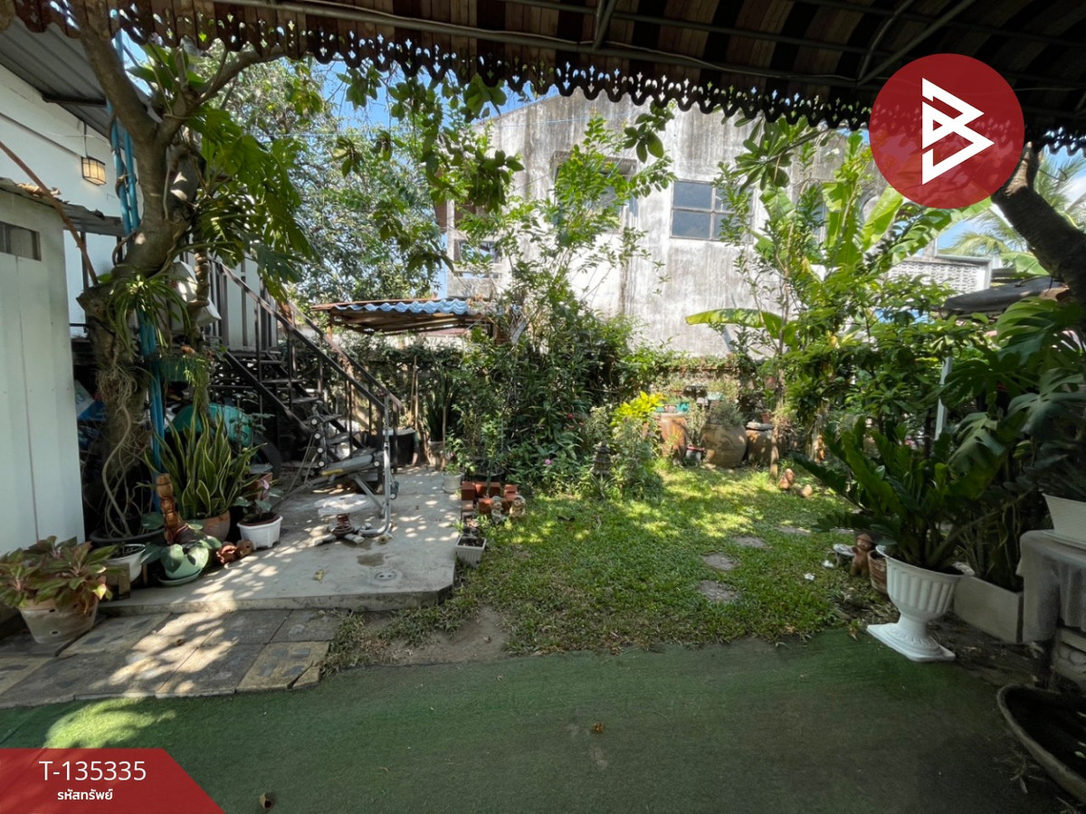 ขายบ้านเดี่ยวหลังริม หมู่บ้านร่มฟ้า เนื้อที่ 75 ตารางวา สนามจันทร์ นครปฐม