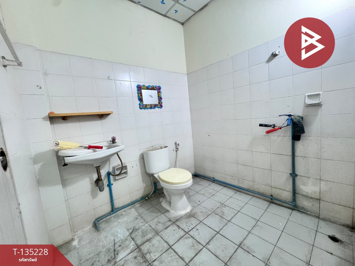 ขายทาวน์เฮ้าส์ หมู่บ้านบัวแก้ว พานทอง ปทุมธานี