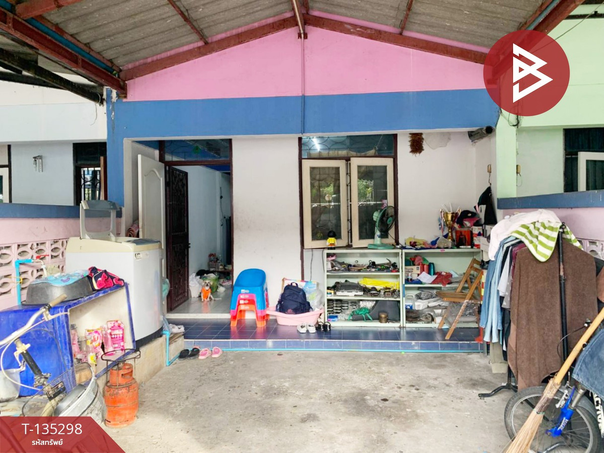 ขายทาวน์เฮ้าส์ ซ.เทศบาลบางปู49 เนื้อที่ 18.4 ตร.วา ท้ายบ้าน สมุทรปราการ