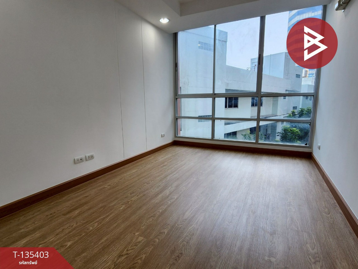 ขายคอนโด The Kris Extra 4 ซ.รัชดา 17 ทำเลสุทธิสาร-ห้วยขวาง ใกล้ MRT 2 สถานี กรุงเทพมหานคร