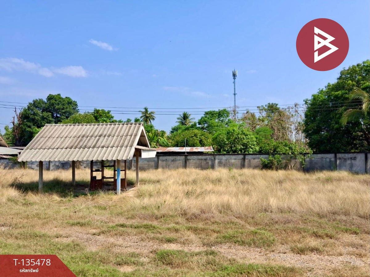 ขายด่วนที่ดิน เนื้อที่ 1 ไร่ 1 งาน 46.1 ตารางวา อ.ตรอน จ.อุตรดิตถ์ ทำเลดี