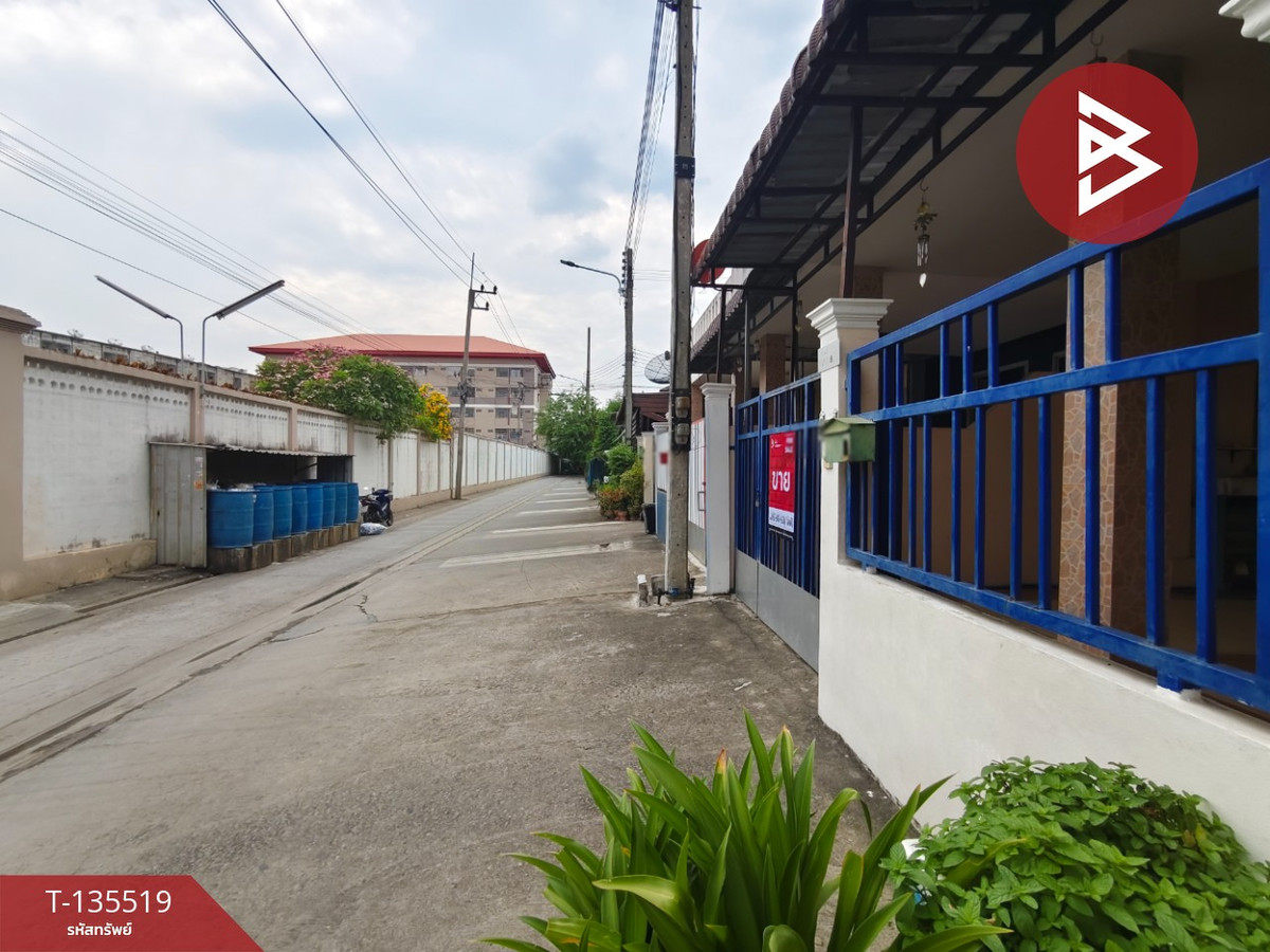 ขายทาวน์เฮ้าส์ หมู่บ้านจารุวรรณ กระทุ่มแบน สมุทรสาคร