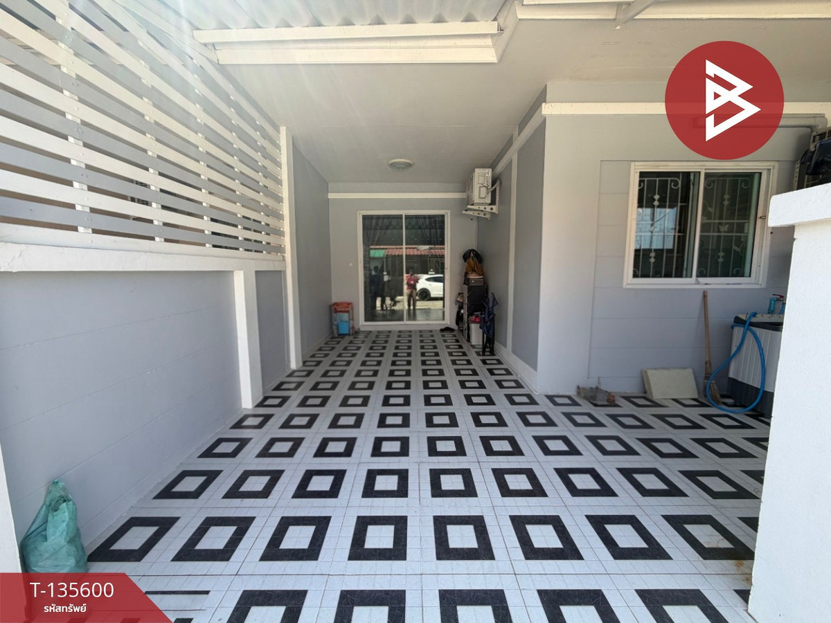 ขายทาวน์เฮ้าส์ หมู่บ้านทรัพย์รุ่งเรืองซิตี้1 พานทอง ชลบุรี