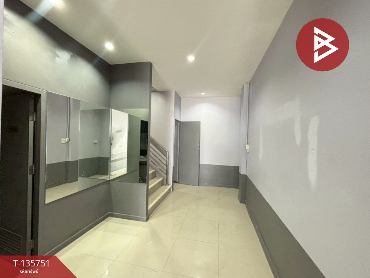 ขาย/เช่า อาคารพาณิชย์ 3 ชั้น ใกล้นิคมมาบยางพร 28 ปลวกแดง ระยอง