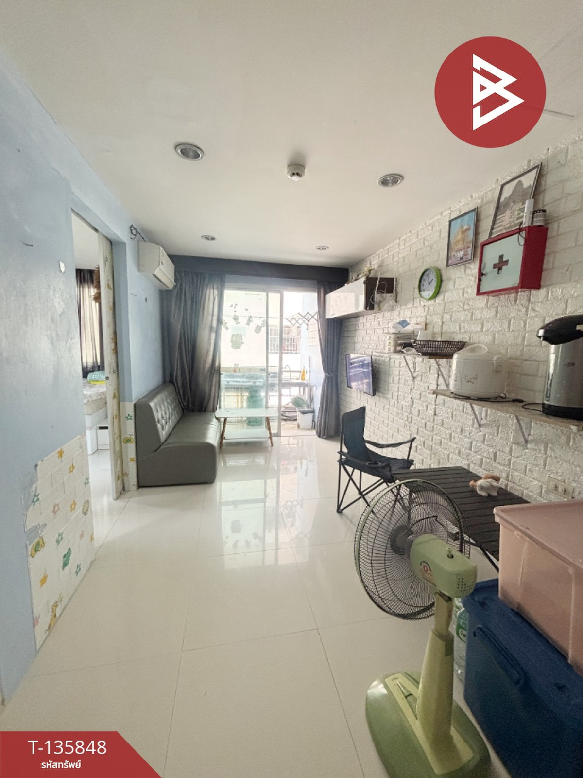 ขายคอนโดมิเนียม เดอะเฟิร์ส อมตะนคร (The First Condo) ชลบุรี