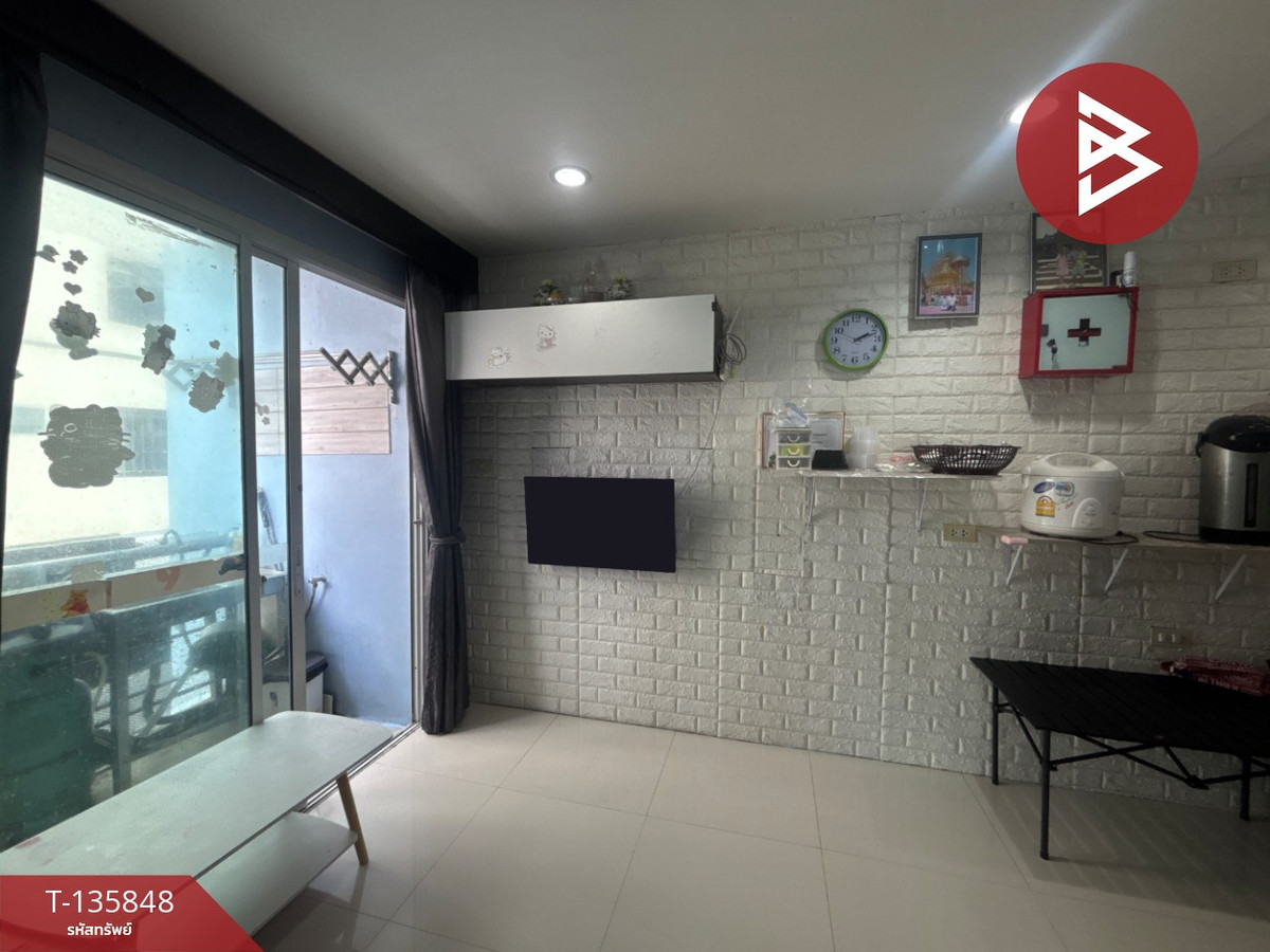 ขายคอนโดมิเนียม เดอะเฟิร์ส อมตะนคร (The First Condo) ชลบุรี