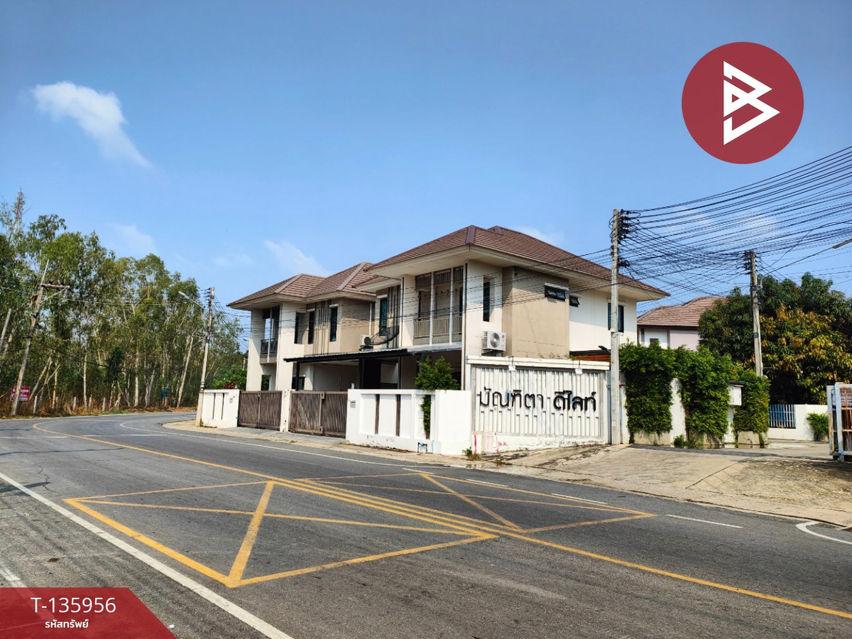 ขายบ้านแฝด หมู่บ้านมัณฑิตาดีไลท์ นครปฐม (Mantita Delight)