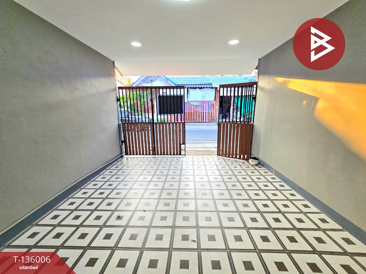 ขายด่วนทาวน์เฮ้าส์ชั้นเดียว เนื้อที่ 23.3 ตารางวา ต.สามควายเผือก นครปฐม