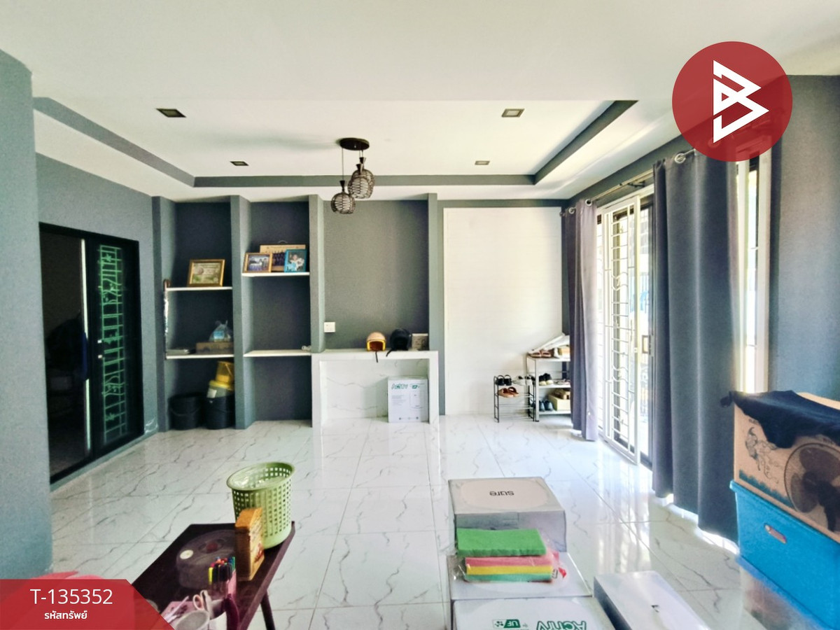 ขายทาวน์เฮ้าส์ชั้นเดียว เนื้อที่ 32 ตร.วา บ้านปรก สมุทรสงคราม