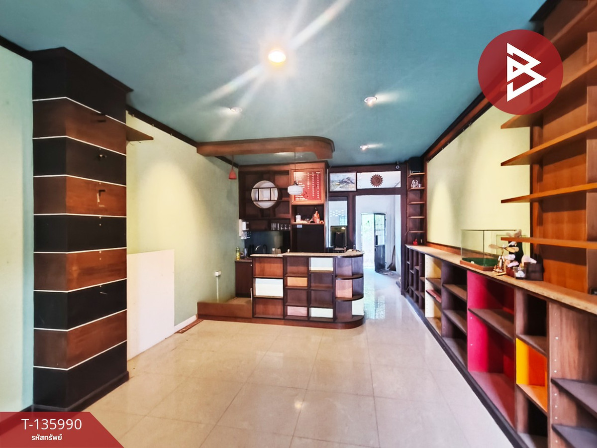 ขายอาคารพาณิชย์ เนื้อที่ 22 ตร.วา เสม็ด ชลบุรี