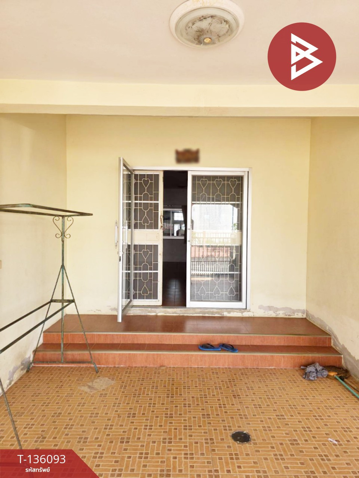 ขายทาวน์เฮ้าส์ชั้นเดียว เนื้อที่ 31.9 ตารางวา ต.มะม่วงสองต้น นครศรีธรรมราช ใจกลางเมือง