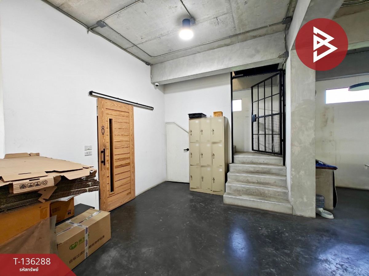 ขายอาคารสำนักงาน 3 ชั้น เนื้อที่ 100 ตร.วา ซอยแบริ่ง 66/2 สมุทรปราการ ทำเลดี