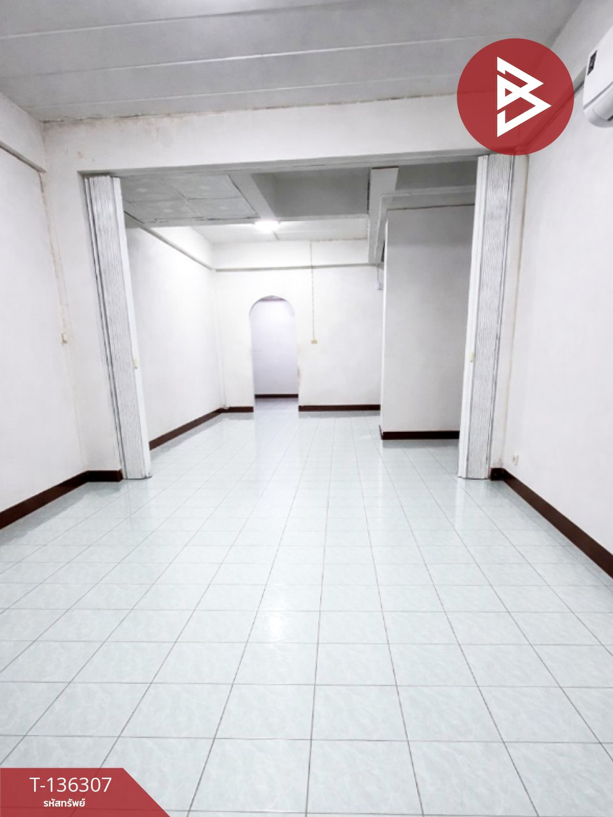 ขายทาวน์เฮ้าส์ 2 ชั้น เนื้อที่ 15.9 ตร.วา แพรกษา สมุทรปราการ