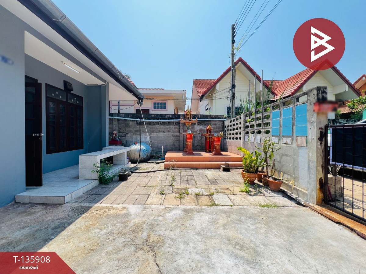 ขายทาวน์เฮ้าส์หลังริมชั้นเดียว เนื้อที่ 27 ตร.วา ชลประทานซอย 5 ลาดใหญ่ สมุทรสงคราม