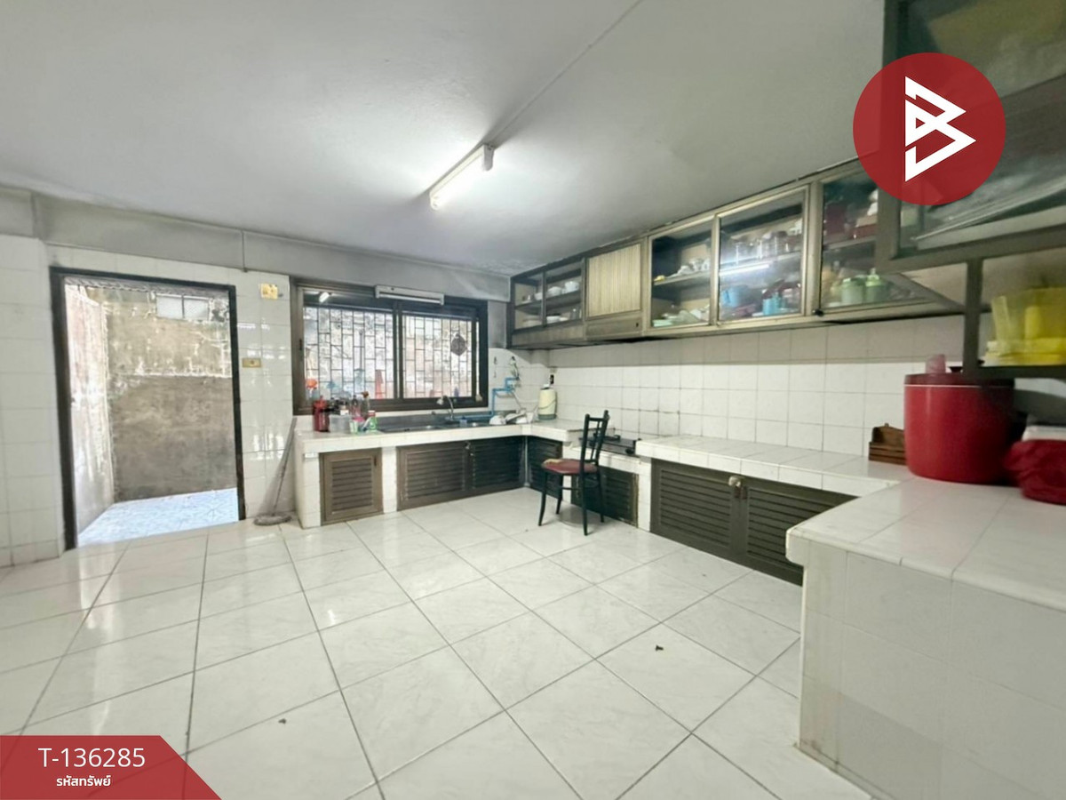 ขายอาคารพาณิชย์ 2 คูหา หมู่บ้านปัญญา ต.จันทนิมิต จันทบุรี