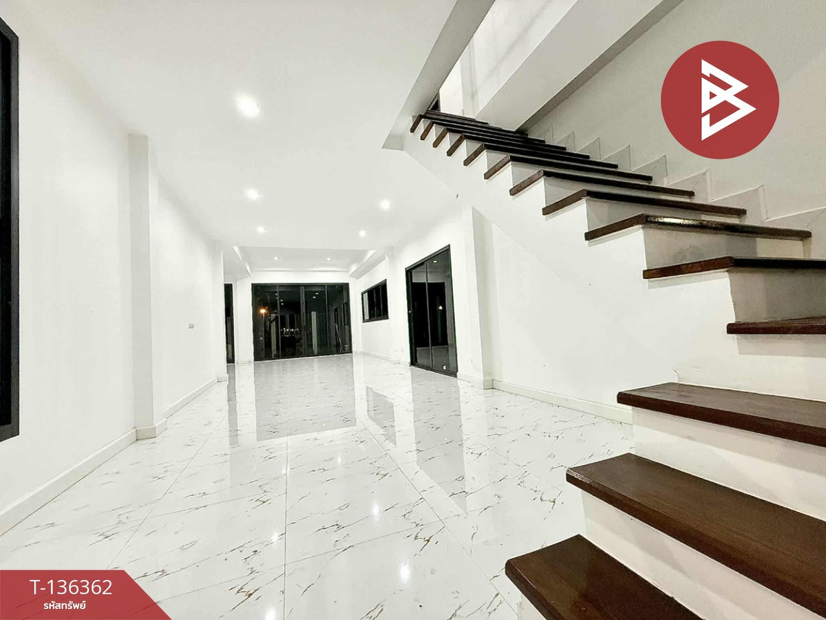 ขายบ้านแฝดหลังริม เนื้อที่ 51 ตร.วา ท่ามะกา กาญจนบุรี