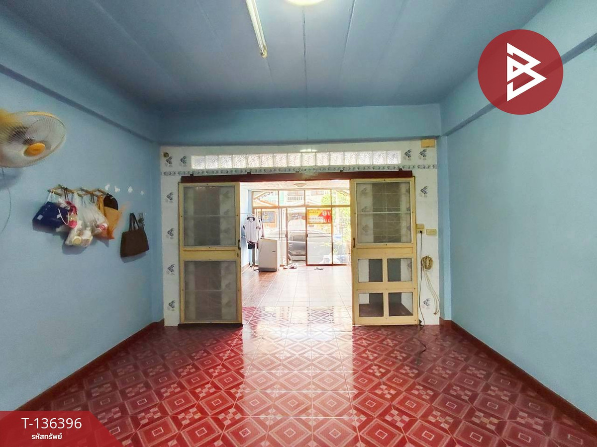 ขายทาวน์เฮ้าส์ หมู่บ้านโกลด์แลนด์ ประชาอุทิศ-คู่สร้าง พระสมุทรเจดีย์ สมุทรปราการ