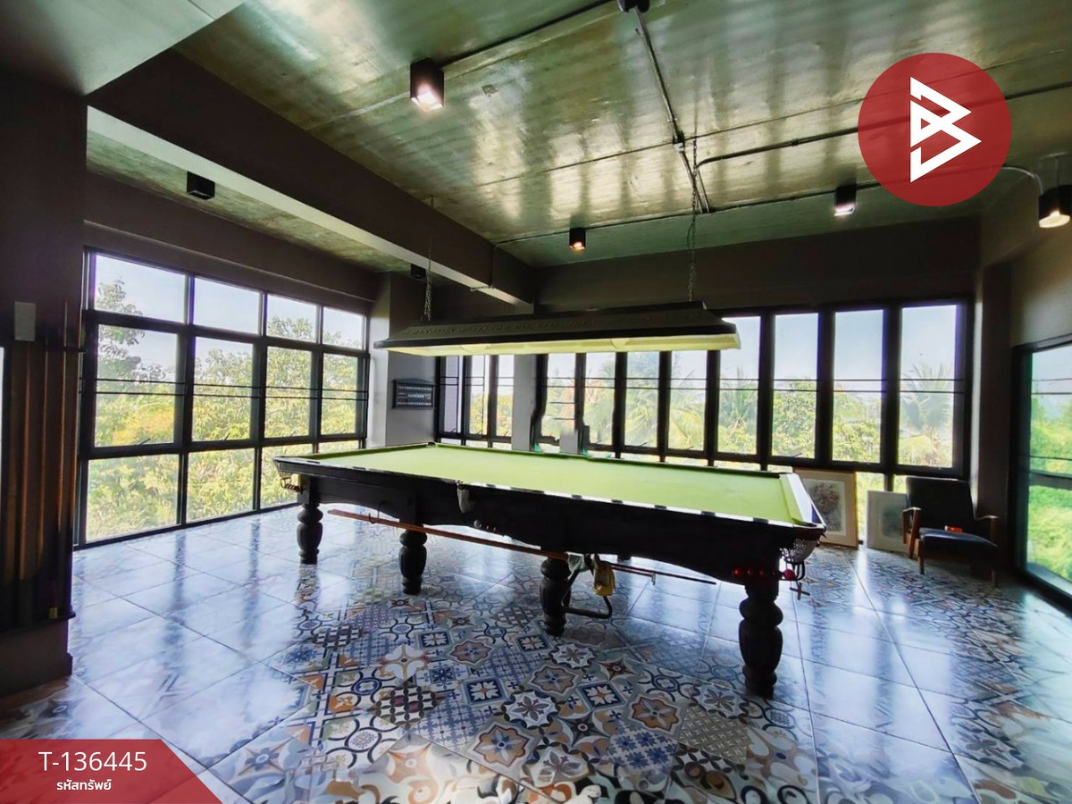 ขายบ้านเดี่ยวหลังใหญ่ พร้อมที่ดิน เนื้อที่ 2 ไร่ 1 งาน 41.4 ตร.วา นครปฐม