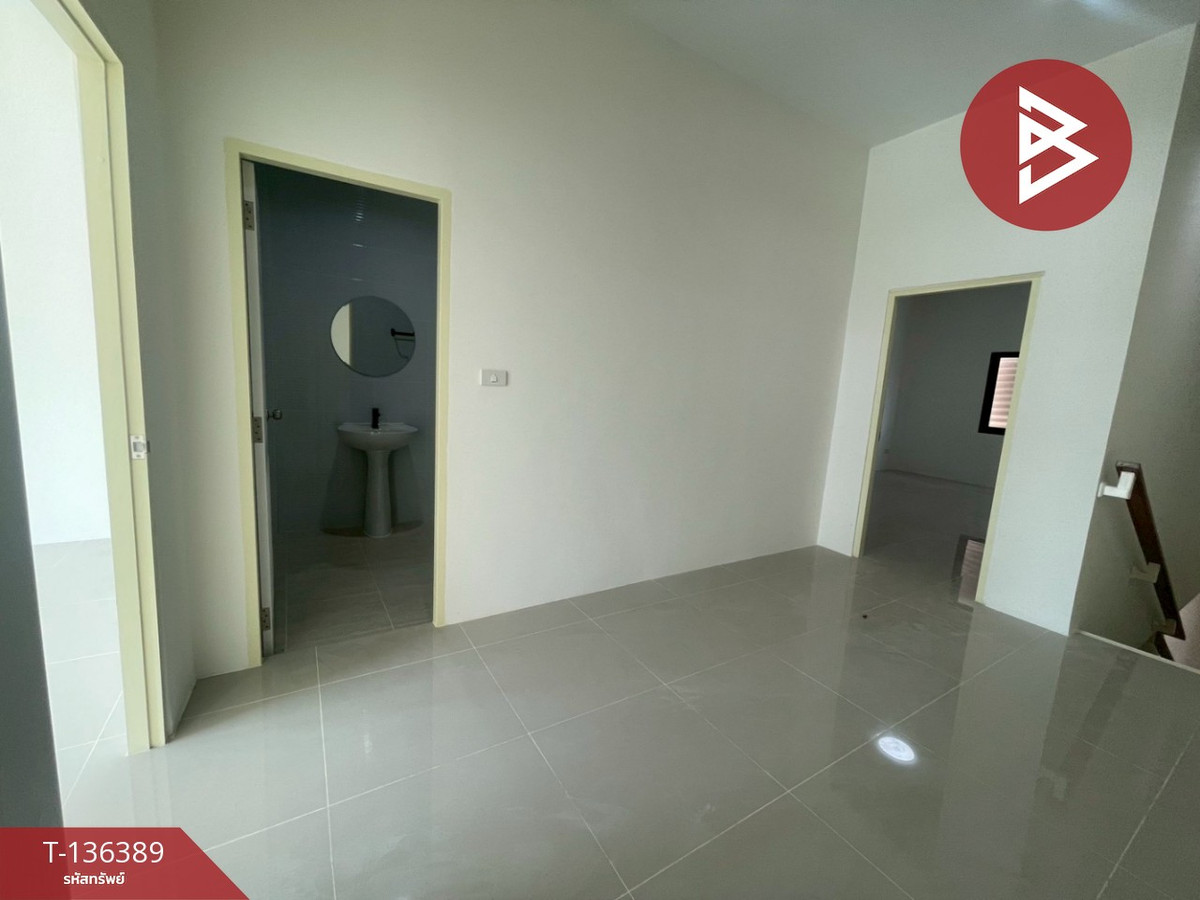 ขายอาคารพาณิชย์ 2 ชั้น เนื้อที่ 26 ตร.วา ตะพง ระยอง