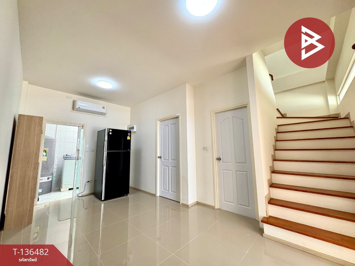 ขายทาวน์เฮ้าส์ หมู่บ้านเก้ามงคลวิลเลจ พุทธมณฑลสาย5-ไร่ขิง 26 นครปฐม